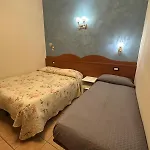Near Termini Station Penzion 3*