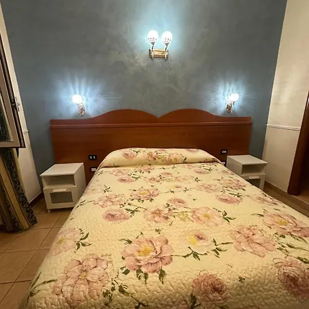 Near Termini Station 3* Rom